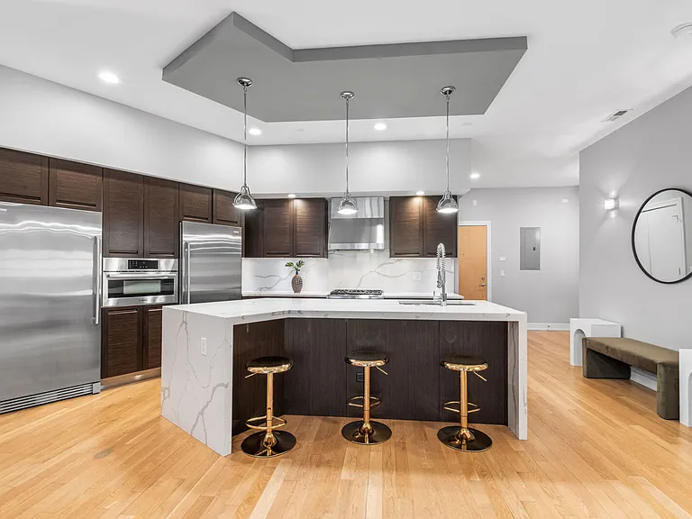 655 N Morgan St #202 — Photo 2