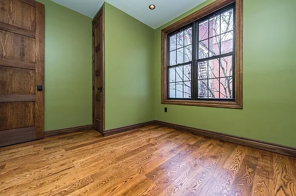 Rented by Brick&Mortar | media 33