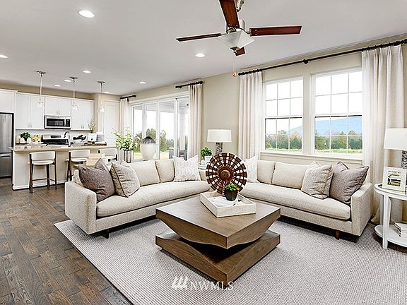 2nd image of 6651 Seaglass Avenue SE