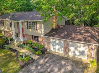 10364 Andrea Ln, La Plata, MD 20646