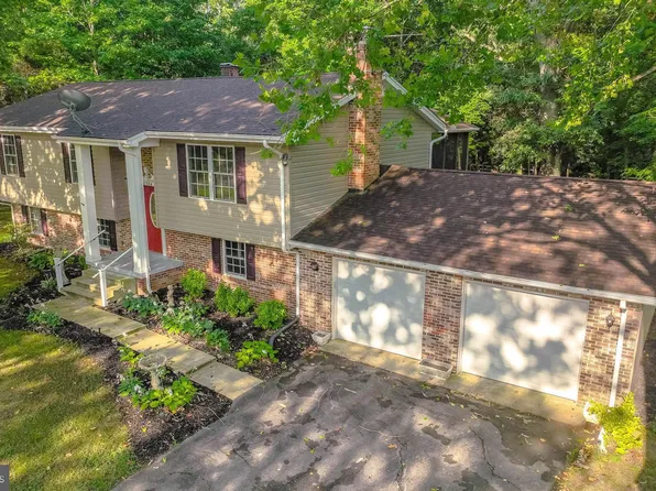 10364 Andrea Ln, La Plata, MD 20646
