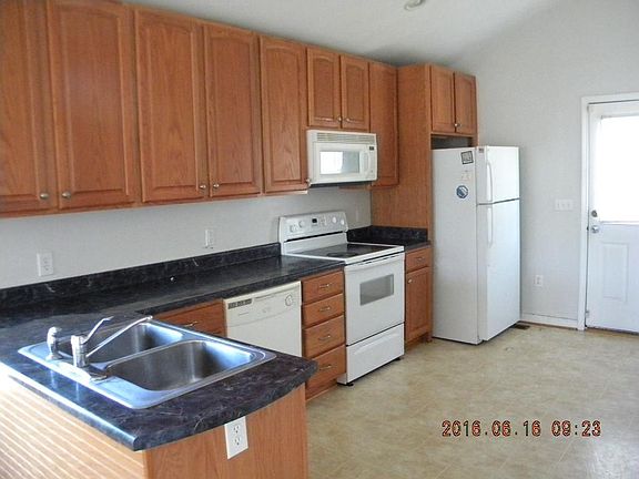 3rd image of 637 Madison Ave NW