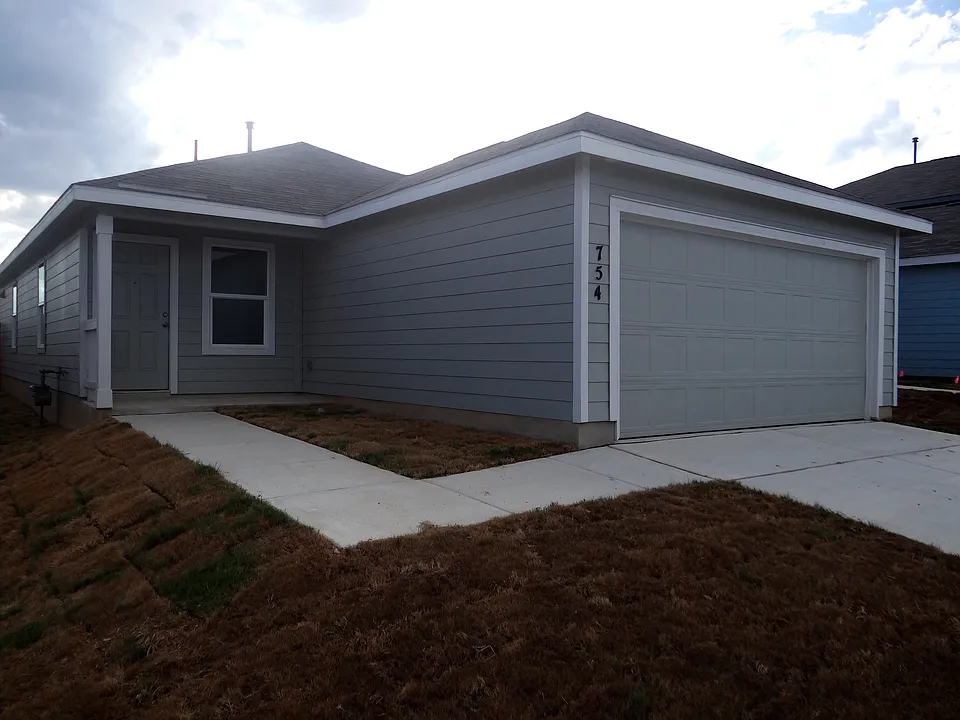 754 Tulsa Trl