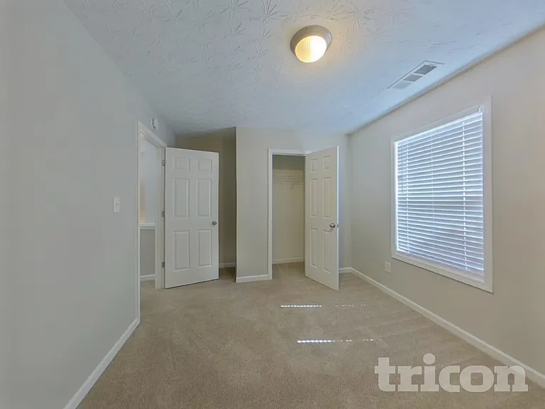 305 Little Creek Rd — Photo 9
