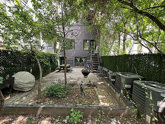 1st image of 269A Linden St #1F