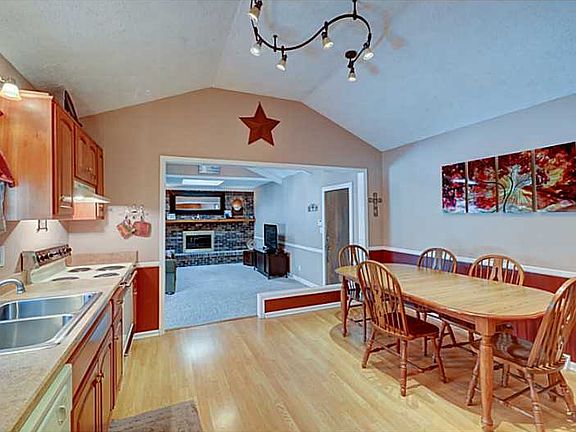 2nd image of 3928 Santa Clara Dr