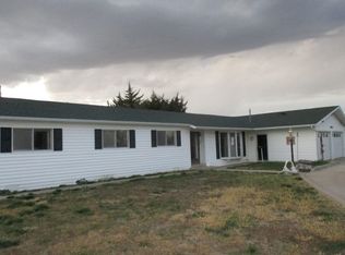 2820 Reigan Rd, North Platte, NE 69101