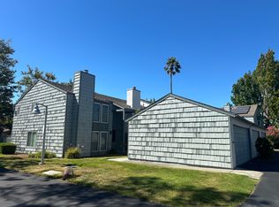 811 Magellan Ln, Foster City, CA 94404