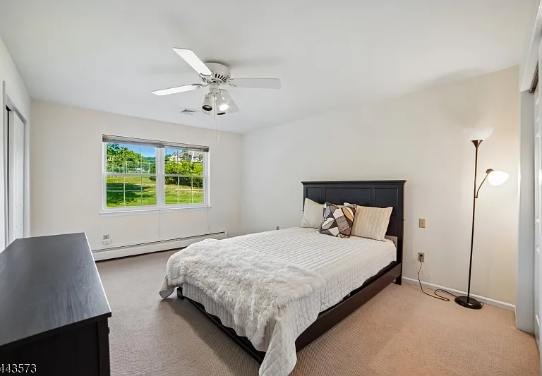 29 Coachlight Dr — Photo 14