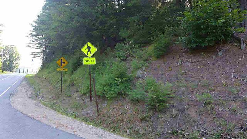 4th image of 00 Cemetery Road