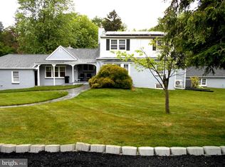 808 Sterner Mill Rd, Feasterville, PA 19053