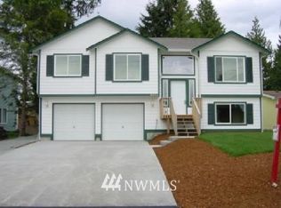 6406 S Island Dr E, Bonney Lake, WA