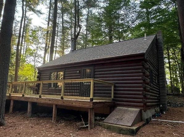1420 Norton Ave, Taunton, MA 02780
