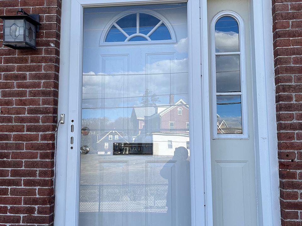 1st image of 568 Broad St #566