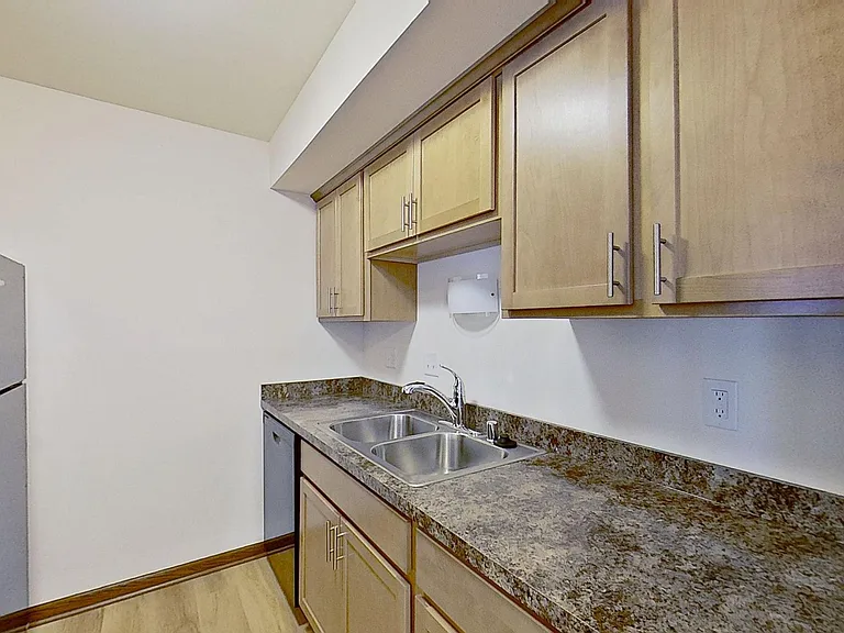 N81W15141 Appleton Ave — Photo 5