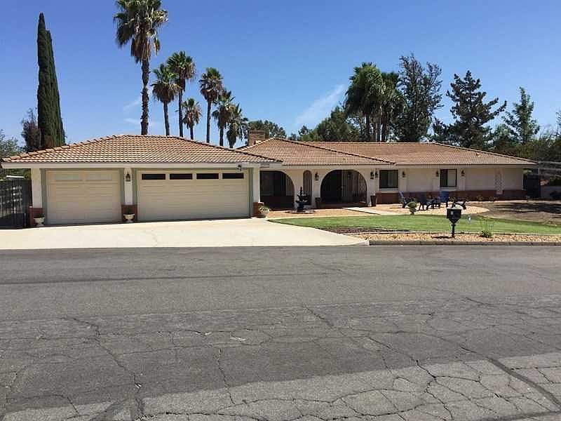 1st image of 40274 Paseo Sereno