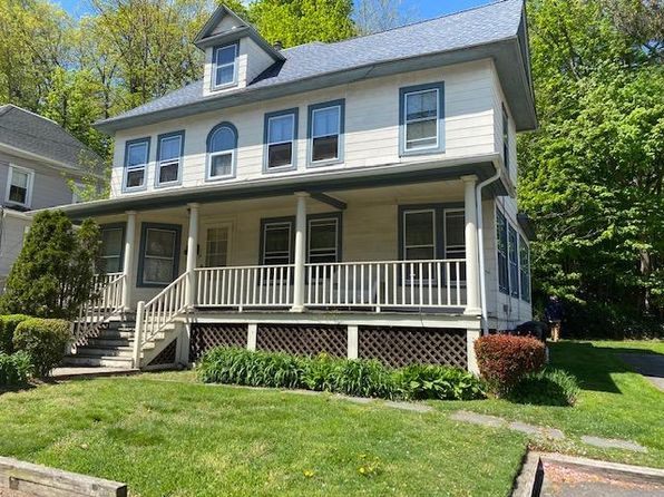 15 Oakwood Rd Floor 1