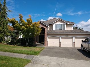 4019 Crystal Lane Loop SE, Puyallup, WA 98372