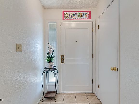 5th image of 3214 W Juniper Ave