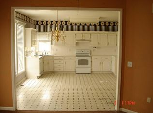 13902 W 150th Ter, Olathe, KS 66062