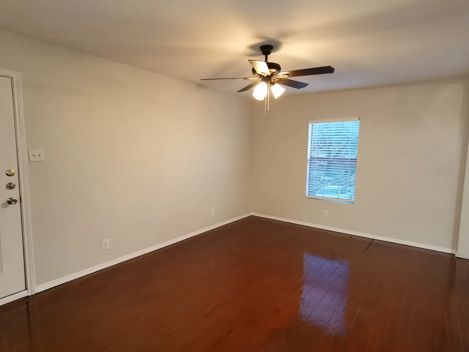 1 bed, 815 sqft, $1,145 — Photo 4