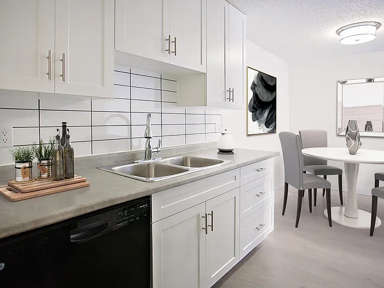 110 Reid Rd — Photo 1