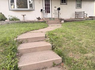 1731 California Ave E, Saint Paul, MN 55106