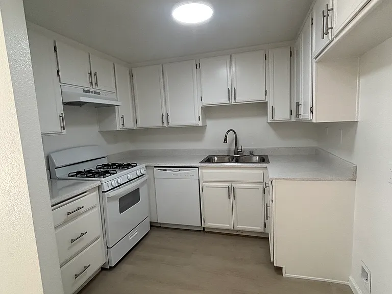 Dafna Village Apartment Homes — Photo 17