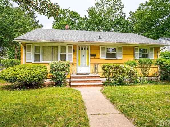 221 S 9th Ave, Highland Park, NJ 08904