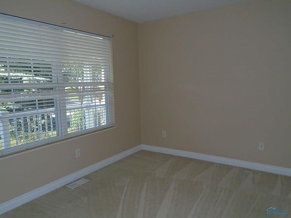 5th image of 7026 Longwater Dr