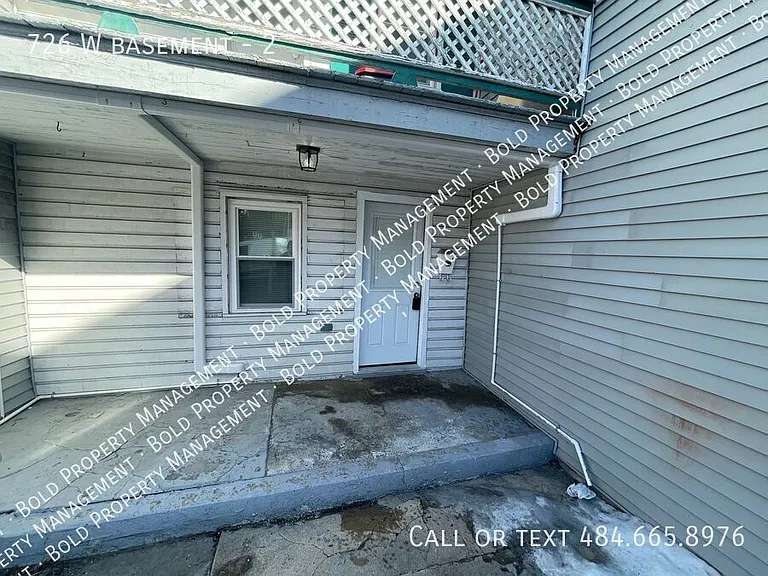 726 W Basement #2 — Photo 6