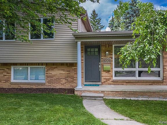 4th image of 3008 Woodland Ave