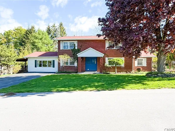 5 Chestnut Rd, New Hartford, NY 13413