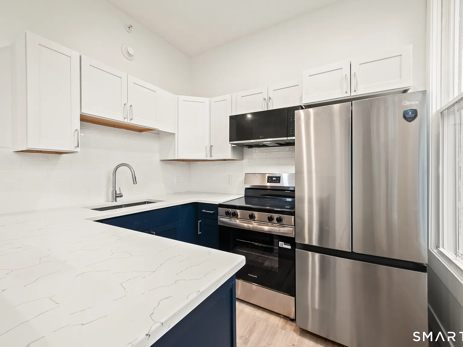 Studio, 1.0 bath, 450 sqft, $1,500 — Photo 3