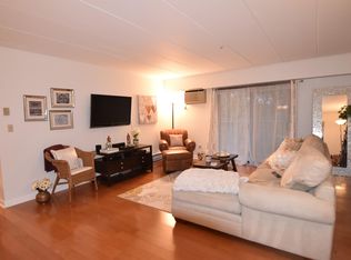 138 Pleasant St #404, Brookline, MA 02446
