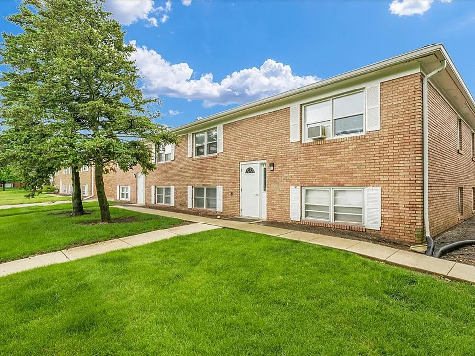 335 Riley Dr
