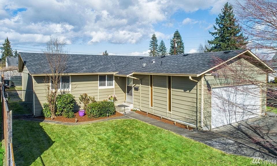 1st image of 2723 Leonard Dr