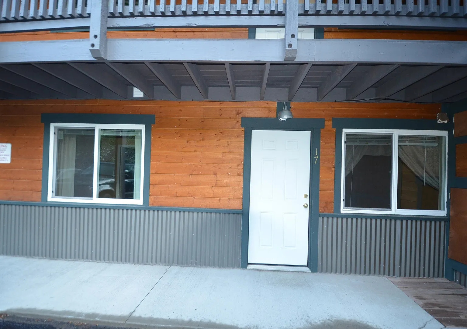 Unfurnished, 10 minutes from Downtown Breck! In Unit Washer and Dryer! — Photo 1