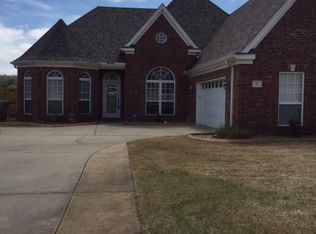 38 Lakeland Dr, Cabot, AR 72023
