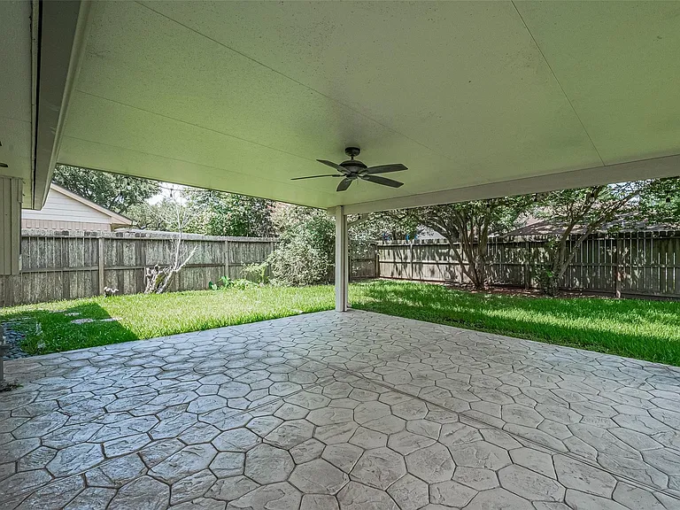 6907 Yardley Dr — Photo 25