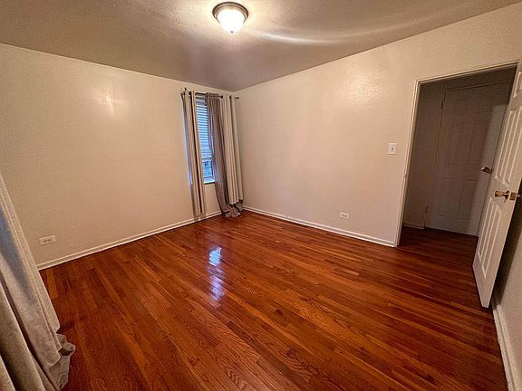 5th image of 83-19 116th St #3R
