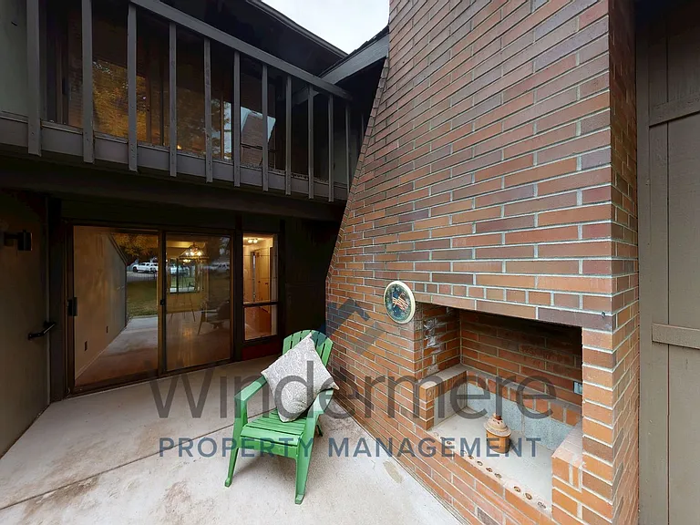 601 Village Way #13 — Photo 32