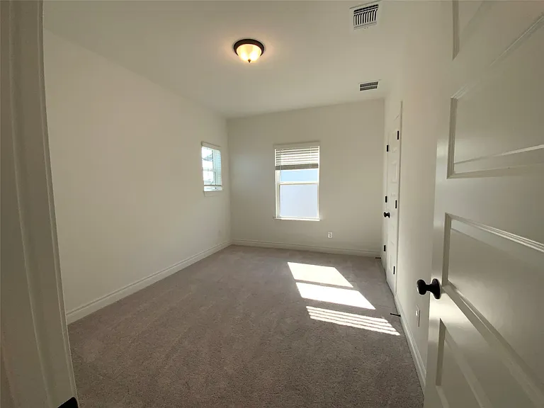 358 Darley Oak Dr — Photo 12