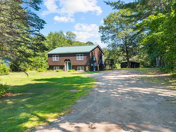 4th image of 548 Windsor Road