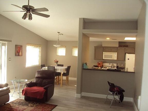 5th image of 10635 E 34th St