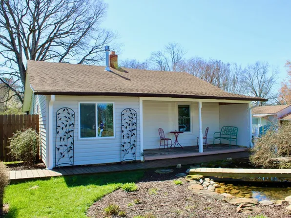 1501 Traylor Ln, Lynchburg, VA 24502