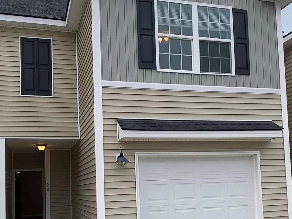 90 Walker Ct