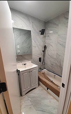 2nd image of 1230 College Ave #1B