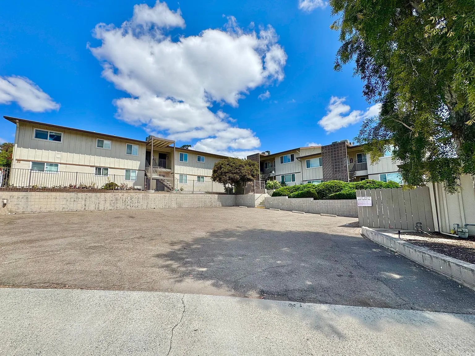 Fletcher Hills Apartments — Photo 4