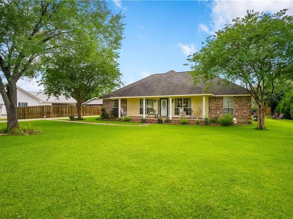 237 Oak Villa Dr, Bunkie, LA 71322
